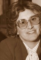 Personaggi &raquo; Maestra Dorina